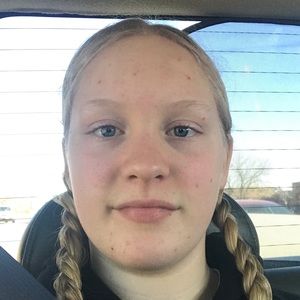 Meet your Posher, Naomi